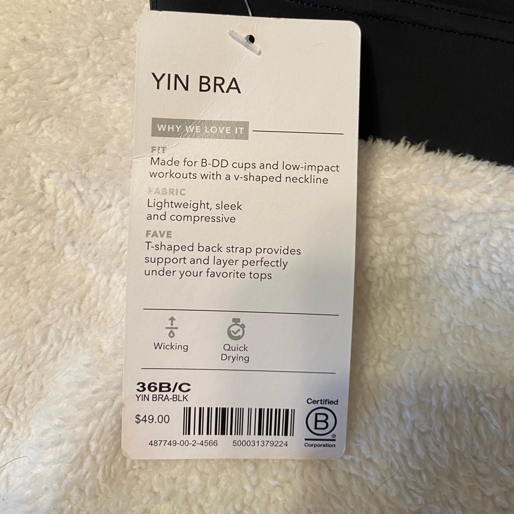 NWT black Athleta Yin bra size 36B/C